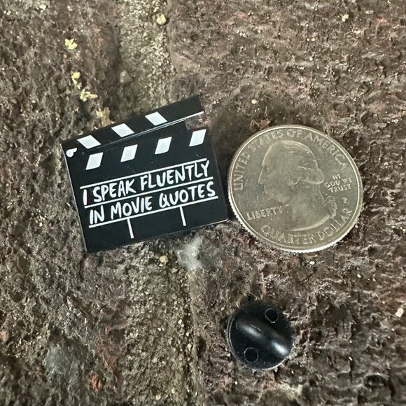 ✨Movie Set Clapboard Enamel Pin Speak Fluently In Movie Quotes Brooch Black Film - Picture 6 of 6
